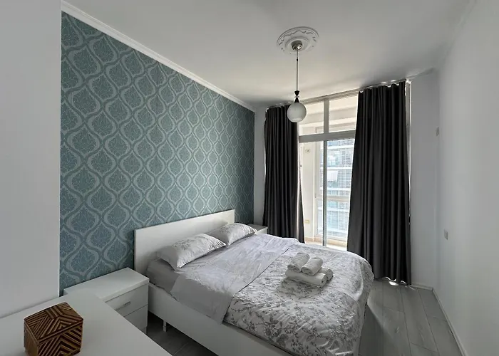 Lejlighed Kika Raiffeisen Bank Near Artificial